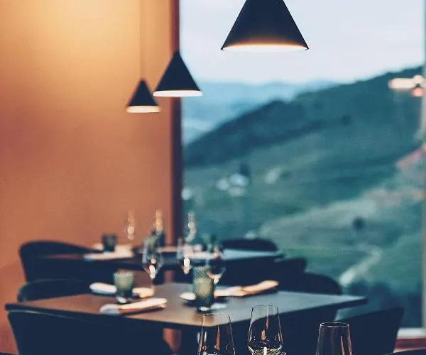 Casa Do Arco By Douro Exclusive Bed and Breakfast