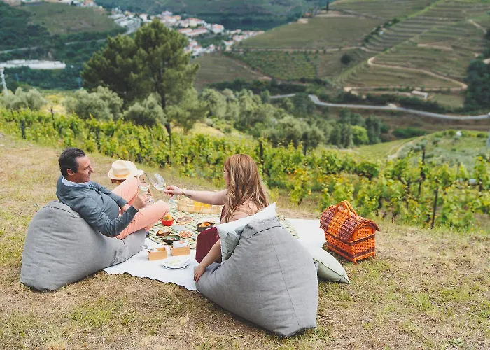 Casa Do Arco By Douro Exclusive Bed and Breakfast